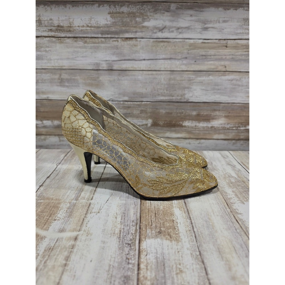 Stuart Weitzman Mr Seymour Gold Mesh Lace Pumps Heels 7W Vintage Made in Spain